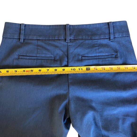 Ann Taylor Bermuda Shorts Size 4 Curvy Chambray Blue Flat Front medium weight - Picture 10 of 11